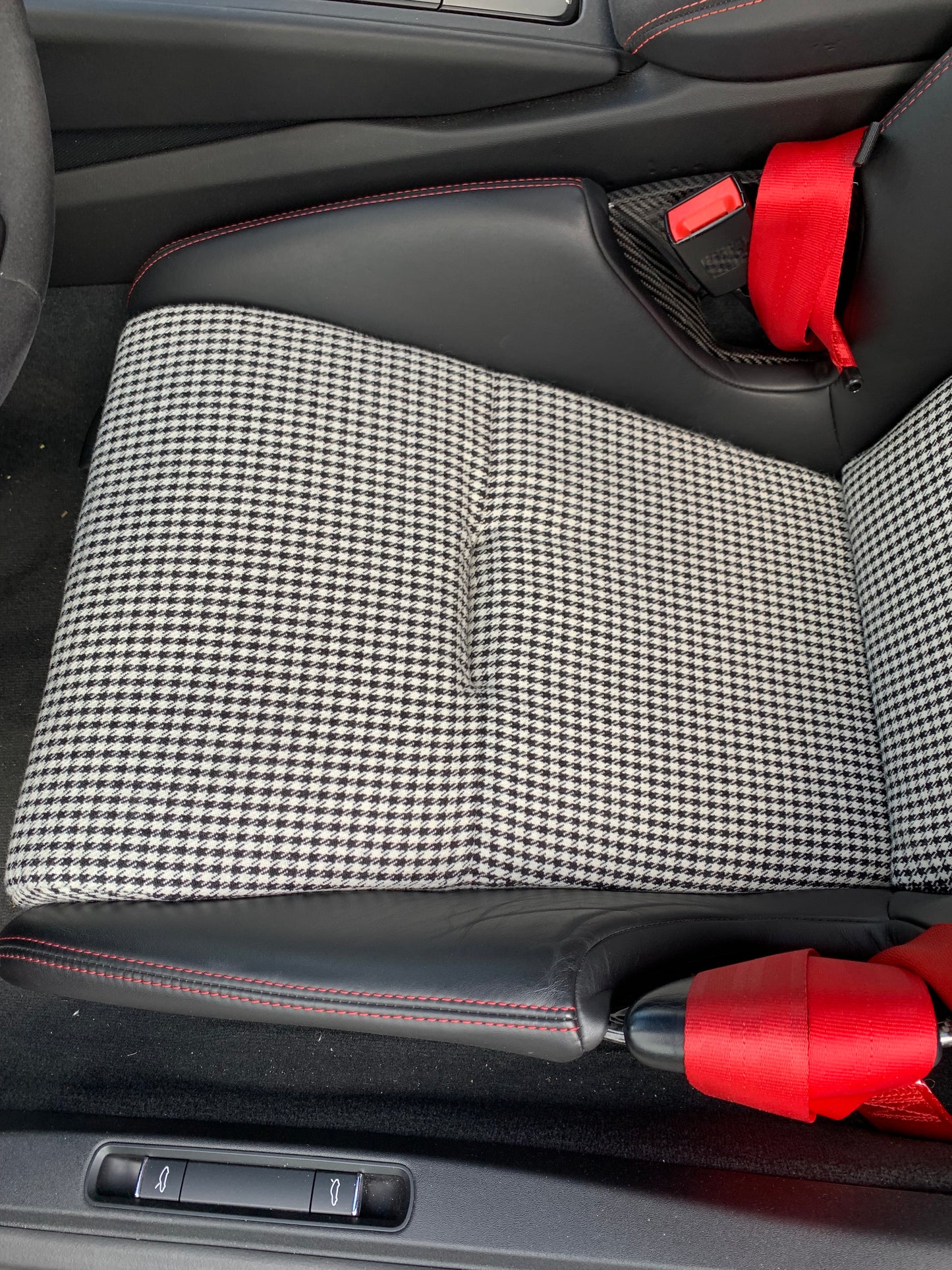 Bezüge und Sitz-Polster für Porsche 991 GT3 & GT3 RS Pepita (Houndstooth) Inlets Bucket Seats Schalensitze LWB - Set rechts und links, plug & play